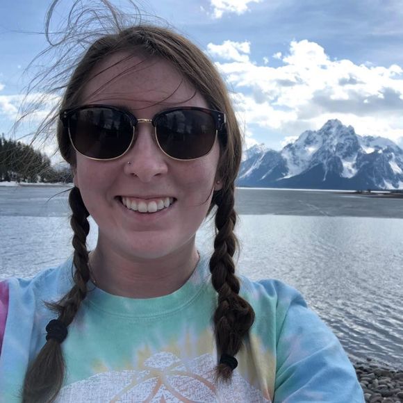 Meet your Posher, Michaela - Picture 1 of 1